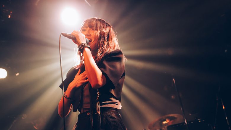 会場いっぱいの「1人1人の大切な“あなた”」へ、歌を通じて想い届けた一夜――“Junna Rock You Tour 2026 ～ハローグッバイ～”東京公演レポート