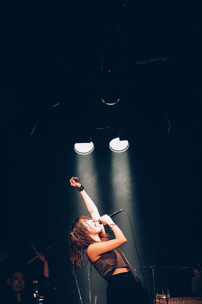 会場いっぱいの「1人1人の大切な“あなた”」へ、歌を通じて想い届けた一夜――“Junna Rock You Tour 2026 ～ハローグッバイ～”東京公演レポート - 画像一覧（2/18）