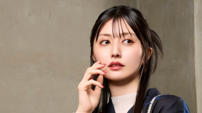 駒形友梨、桃井はるこ作詞・作曲の新曲『Aim High！〜恋はFPS〜』を10月28日配信リリース決定！