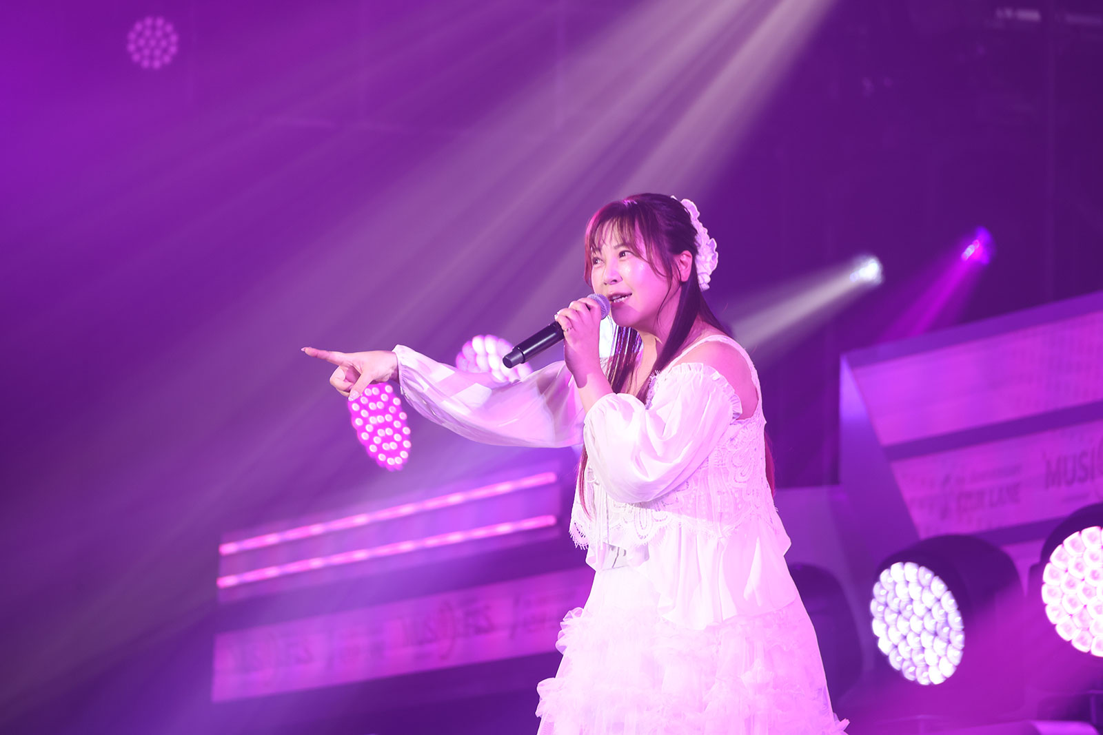 「アズールレーン」の日本配信9周年を記念したスペシャルライブ“AZUR LANE SPECIAL MUSI9 LIVE”開催！May’nや新田恵海らが参加したDAY1公演をレポート！ - 画像一覧（8/13）