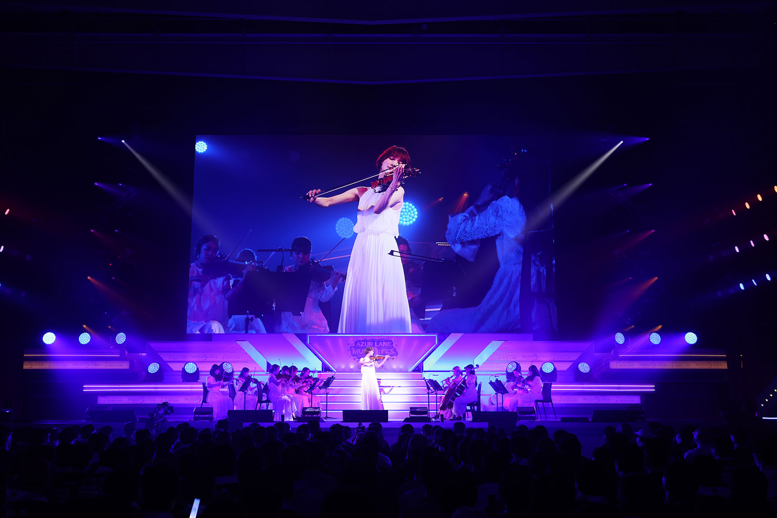 「アズールレーン」の日本配信9周年を記念したスペシャルライブ“AZUR LANE SPECIAL MUSI9 LIVE”開催！May’nや新田恵海らが参加したDAY1公演をレポート！ - 画像一覧（4/13）