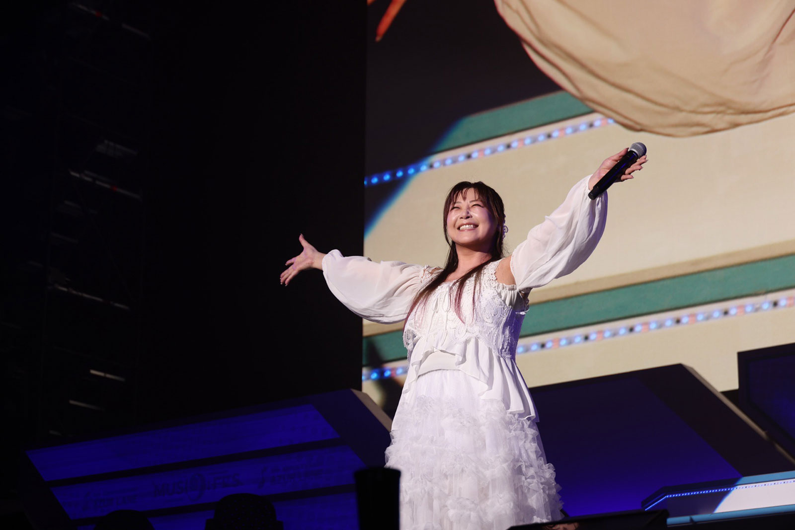 「アズールレーン」の日本配信9周年を記念したスペシャルライブ“AZUR LANE SPECIAL MUSI9 LIVE”開催！オーイシマサヨシや鈴木このみらが参加したDAY2公演をレポート！ - 画像一覧（8/15）