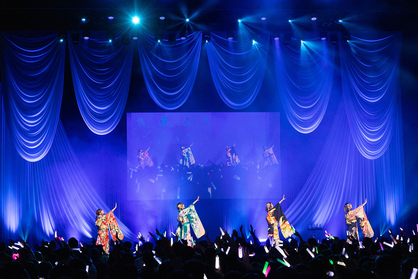 【連載】ミュージックレイン1期生20周年記念特集「声がつないだ20年。続いていく物語の途中で」　vol.05　“声優成人式”で祝う20年。キャラクターとともに歩んだ軌跡を歌で辿る - 画像一覧（7/14）