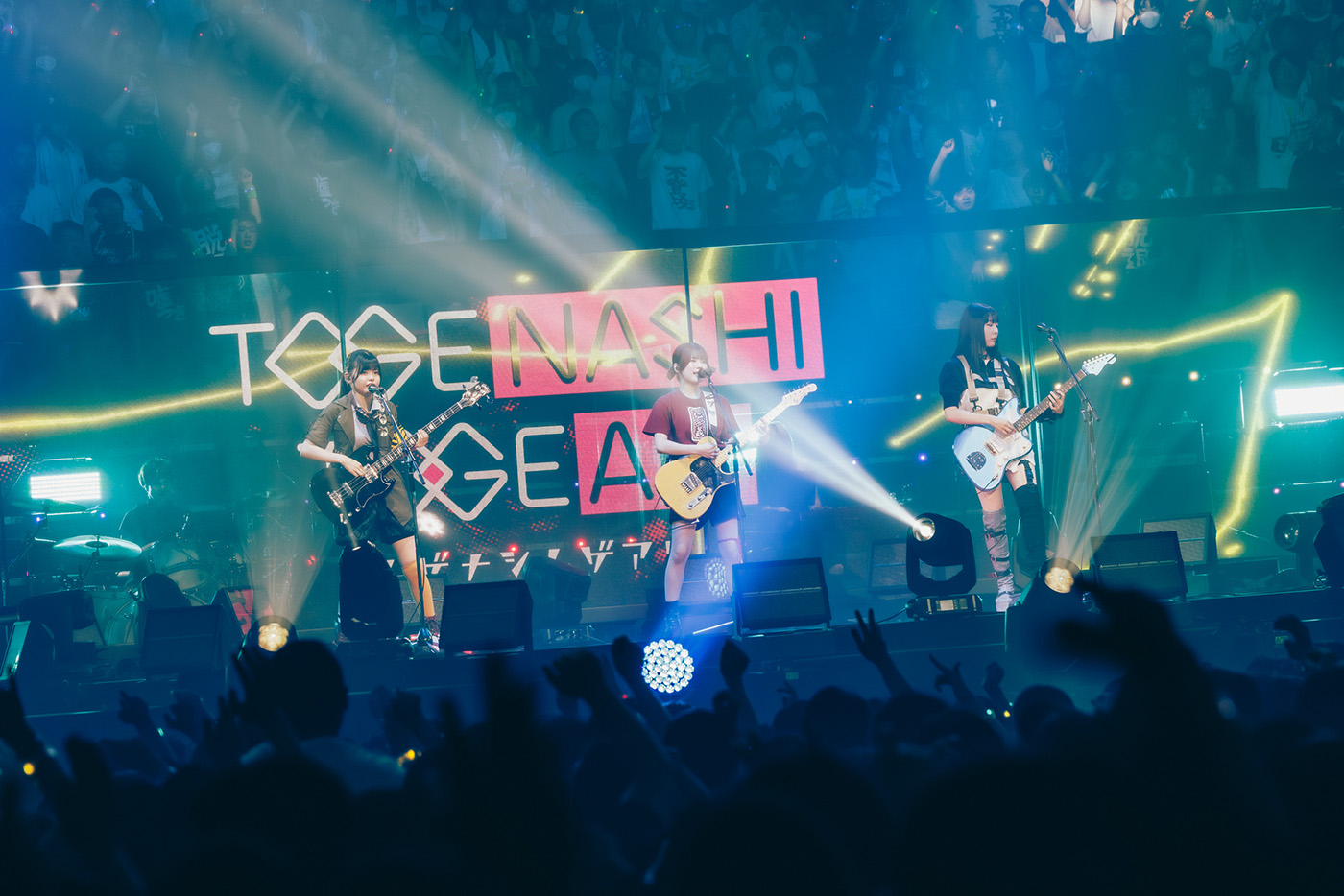 トゲナシトゲアリ、約束の地へ――日本武道館ワンマン「トゲナシトゲアリ LIVE in 日本武道館“奏檄の叫”」をレポート！