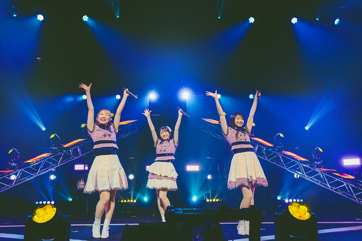 無敵の“お祭りマッスルユニット”TrySail、10周年全国ツアー「LAWSON presents TrySail 10th Anniversary Tour 2025 “BestSail”」追加公演レポート - 画像一覧（16/16）