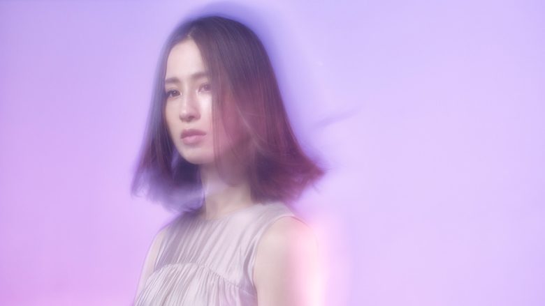 Uruがback number提供の新曲、映画『クスノキの番人』主題歌「傍らにて月夜」配信！さらにMV公開