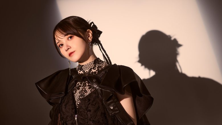 ハードなロックの魅力を引き出した、「やりすぎなくらいが、実はちょうど良かった」歌唱アプローチに迫る！鬼頭明里「光よ、僕に。」リリースインタビュー