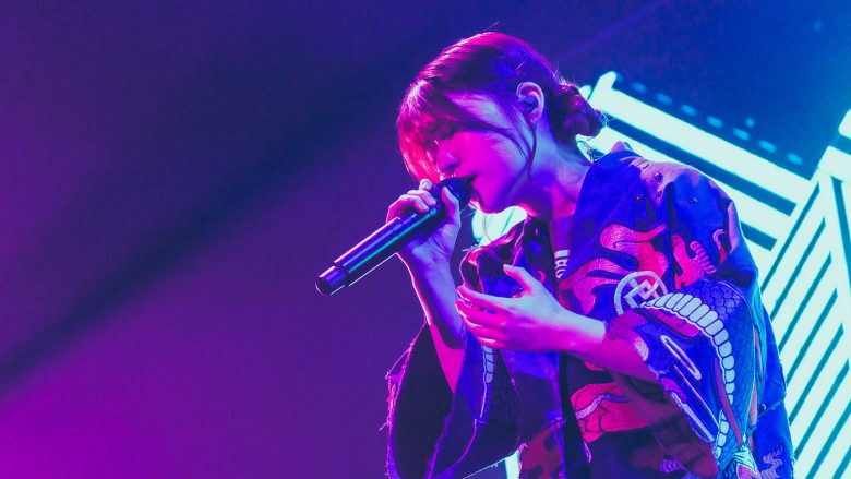 初めてのツアーで鍛えられた3人が予感させるバンドの大いなる未来！ 【トゲナシトゲアリ Zepp Tour 2026 “拍動の未来”】千秋楽レポート